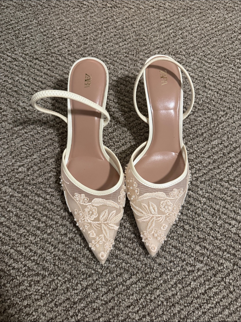 ZARA Champagne Lace Pointed Slingback Heels